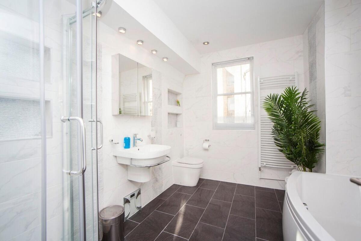 ※ Spacious Georgian Coach House & With Parking Bath Exteriör bild